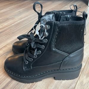 Indigo Rd. Combat Boots - Women’s size 7M
